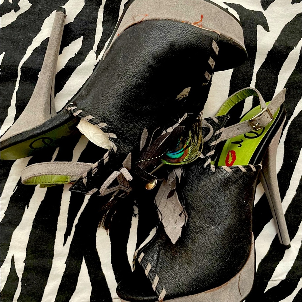 New Women Black, Grey, Peacock Multi Platform High Heel Size 8.5